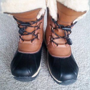BearPaw Kelly Girls Waterproof Winter Boots - NEW